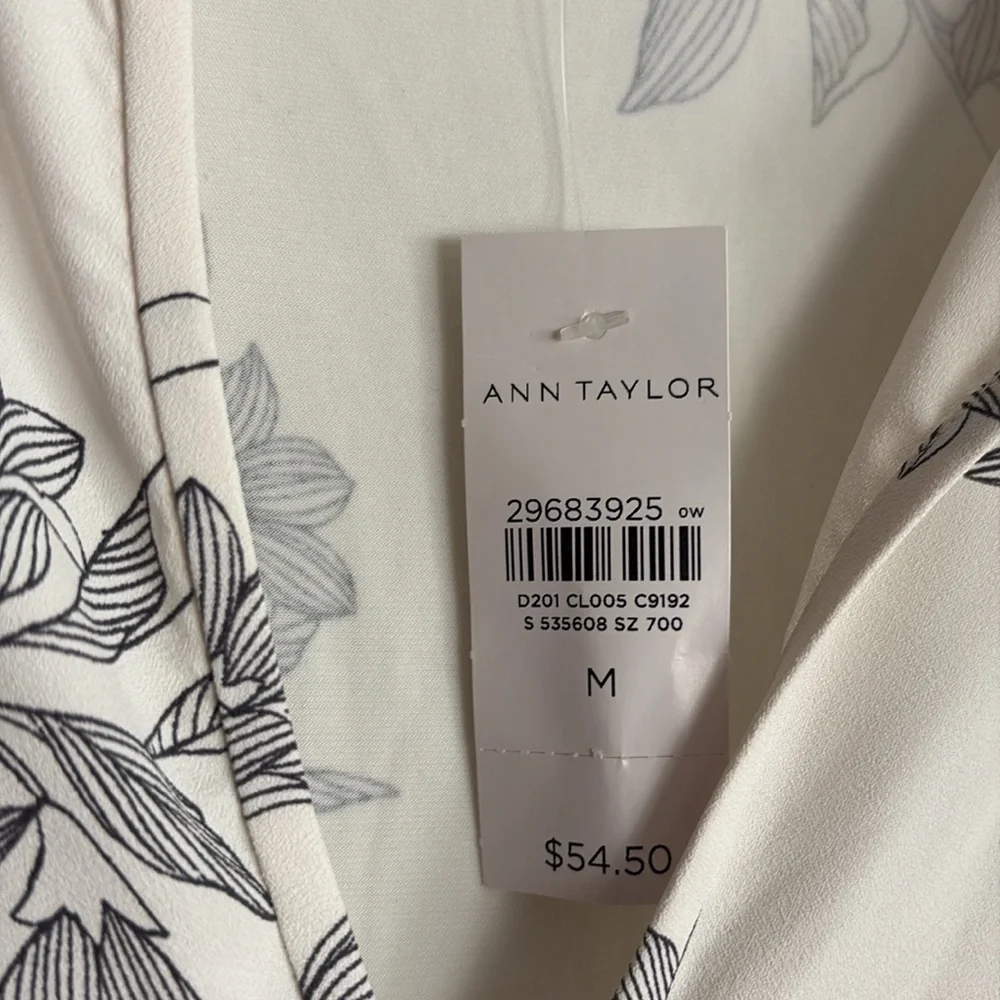Ann Taylor Floral Sleeveless Top - Picture 8 of 8